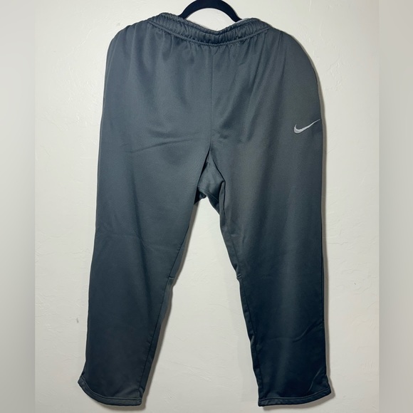 Nike Men's Therma Fit KO Knockout Fleece Sweatpants Size XXL Grey - Picture 1 of 2